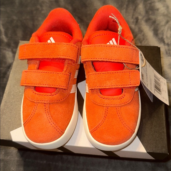 NWT Adidas VI Court 3.0 Red Core White Kids Shoes (Size 8) - Picture 2 of 8